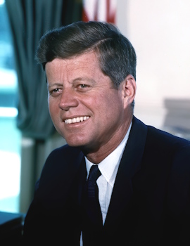 John Fitzgerald Kennedy / Author: Cecil W. Stoughton 07-1963 / Public domain.
