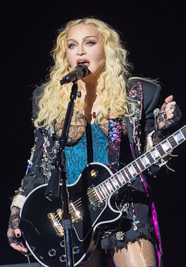 Madonna / Author: 	Raph_PH 10-2023 / Licensed under the Creative Commons Attribution 2.0 Generic license.