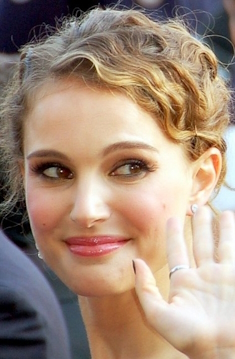 Focus Astro celebrity: Natalie Portman