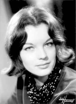 Romy Schneider / Author: Studio Harcourt 01/1960 / Public domain.