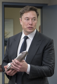 Elon Musk / Author : Elon Musk 03-2023 / CC BY-SA (https://creativecommons.org/licenses/by-sa/4.0/deed.en)