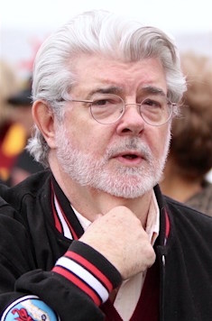 George Lucas / Author : Neon Tommy 11-2011 / CC BY-SA (https://creativecommons.org/licenses/by-sa/2.0/deed.en)