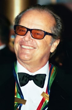 Jack Nicholson  / Author : Kingkongphoto & www.celebrity-photos.com from Laurel Maryland, USA, John Mathew Smith 2001 / CC BY-SA (https://creativecommons.org/licenses/by-sa/3.0)