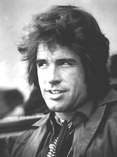 Warren Beatty / Author : ABC or film studio / CC BY-SA (https://creativecommons.org/licenses/by-sa/3.0)